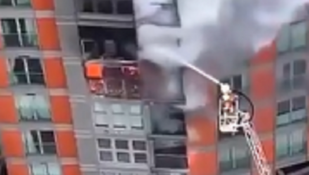 VELIKI POŽAR U LONDONU! Gori soliter, 125 vatrogasaca se bori sa vatrenom stihijom! (VIDEO)