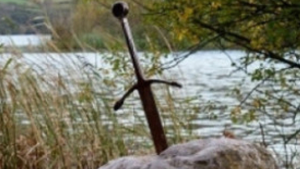 Legendarni mač Ekskalibur pronađen i to u našem susedstvu - U Bosni! (VIDEO)