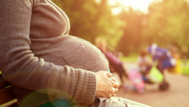 LAKO JE Evo kako da izračunate primanja tokom trudničkog odsustva