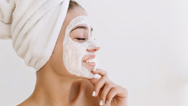 Probiotik za kožu: Maska za lice od kefira