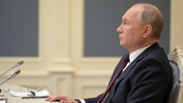 OBRAČUN SA UKRAJINOM NA POMOLU? Putin hitno razgovarao sa premijerom ove zemlje o situaciji na granici: Ruski predsednik otklonio sve sumnje