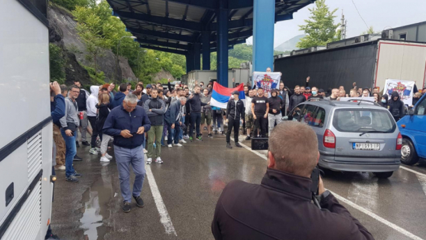 SKANDALOZNI PRITISAK NA VERNIKE I SPC Priština zabranila Srbima da obiđu svetinje na Kosovu uoči Vidovdana