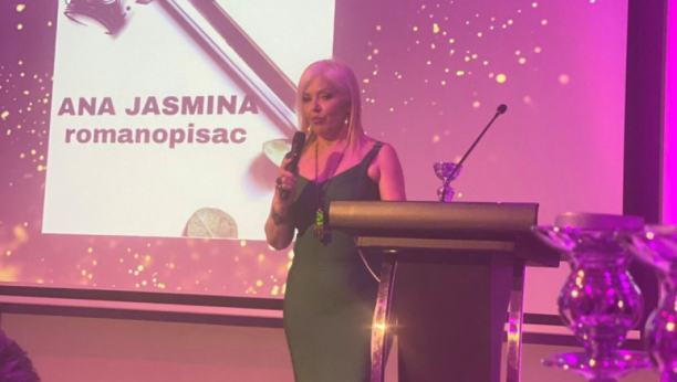 Spisateljica Jasmina Ana dobila prestižnu nagradu: Elitna prostitutka roman godine!