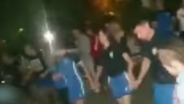BRAVO ZA OMLADINU, "UA" ZA UPRAVU Hrvatski policajci igrali užičko kolo - usledila SANKCIJA (VIDEO)