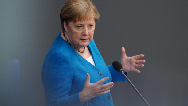 NAMAGARČENA Ruski prevaranti pozvali Angelu Merkel, evo kako su se predstavili!