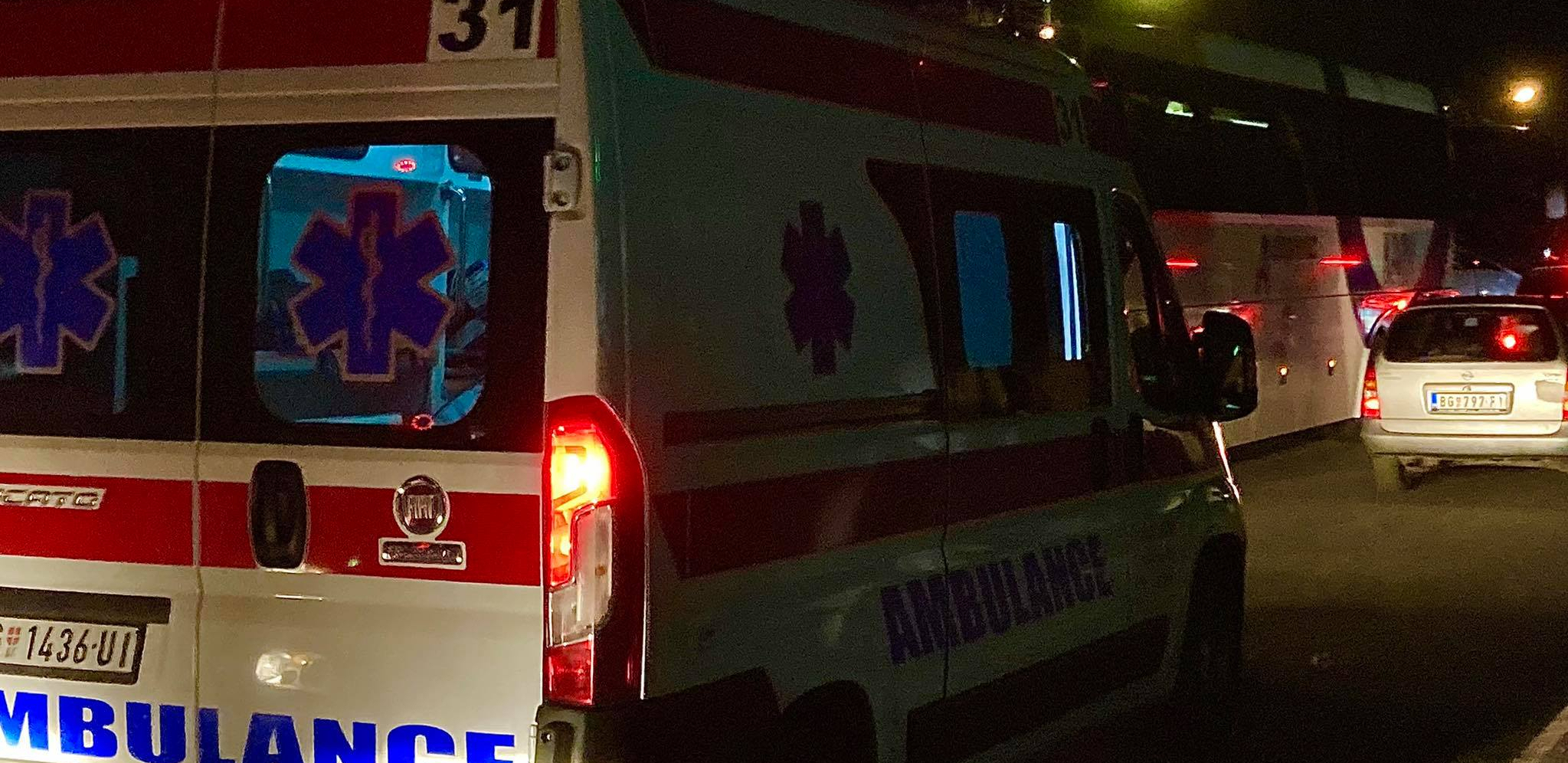 UŽAS! MORTUS PIJAN POKOSIO PEŠAKE Teško povređeno dete (14) u stravičnoj nesreći u Lazarevcu