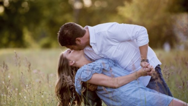"Ni ljubav ni strast nisu suština stabilne veze": Bračna terapeutkinja objašnjava, da je ova stvar ključna