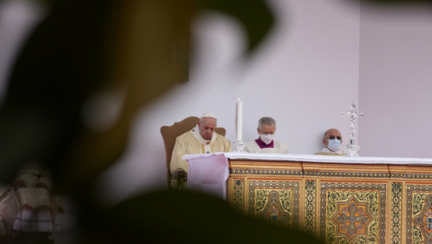 SUSRET KOJI NEMINOVNO SLEDI Papa spreman na dogovor s pravoslavljem?
