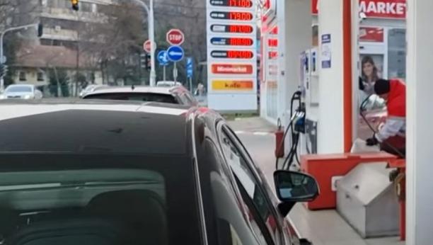 POJEFTINILO GORIVO, EVO I KOLIKO Objavljene nove cene dizela i benzina – važe do 12. maja