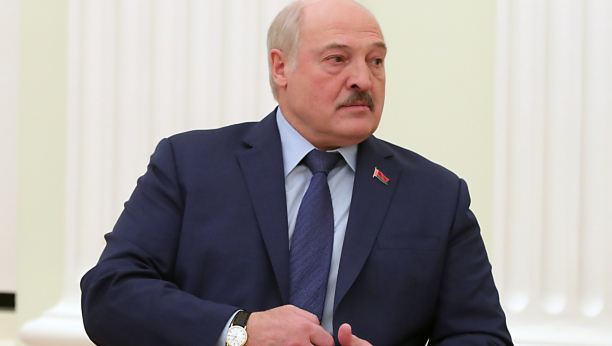 DRŽAVNA POSETA Lukašenko doputovao u Kinu
