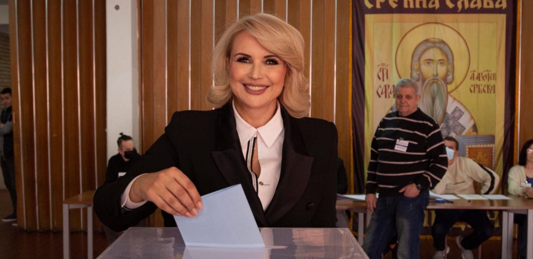 Darija Kisić glasala u Osnovnoj školi "Ćirilo i Metodije"