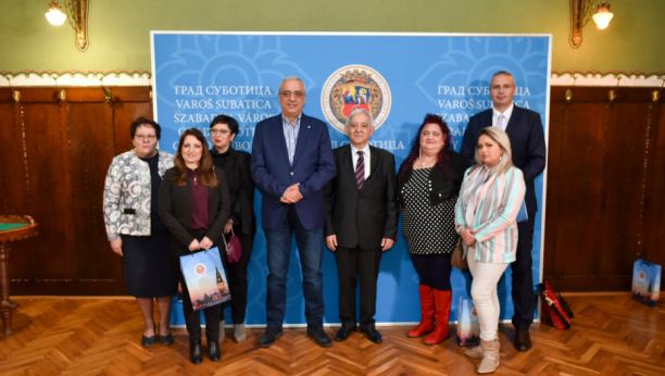 Gradonačelnik Subotice Stevan Bakić sastao se sa predstavnicima romske zajednice (FOTO)