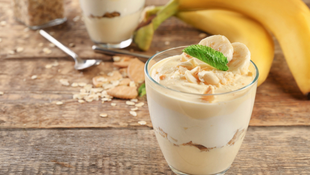 Preukusan desert: Puding od banane u čaši