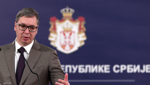 DVOSTRUKI SKANDAL Deo opozicije nastavlja sa više nego prljavim igrama: Traže sankcije Rusiji, pa lažu  da ih je Vučić obećao