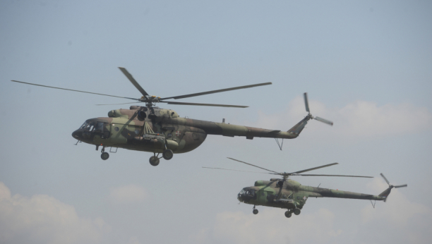 VOJSKA SRBIJE DEMONSTRIRALA SILU Novi helikopteri zasijali u punom sjaju (VIDEO)