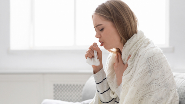 Ublažite simptome: Četiri prirodna leka za bronhitis