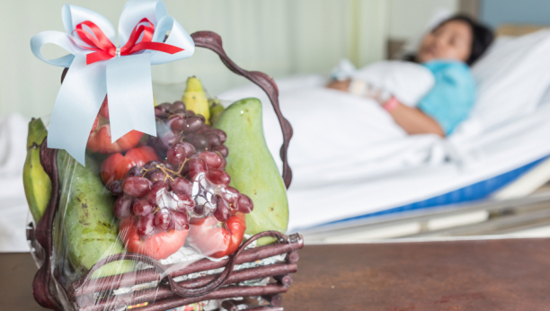 RUSKI DOKTOR UPOZORAVA Svi misle da je zdravo, ali ovo voće nikako ne smete da nosite pacijentima u bolnicu!