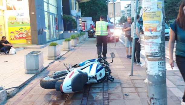 APEL POLICIJE VOZAČIMA DVOTOČKAŠA Poštujte saobraćajne propise i koristite kacige