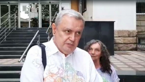 PRIHVATILI DA BRANE BELIVUKA Advokat Petrović i njegova supruga Gordana su odlučili da zastupaju Veljka (VIDEO)