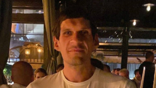 UŽIVA U ČARIMA SKADARLIJE: Marjanović uhvaćen kako uživa u restoranu “Dva Jelena”