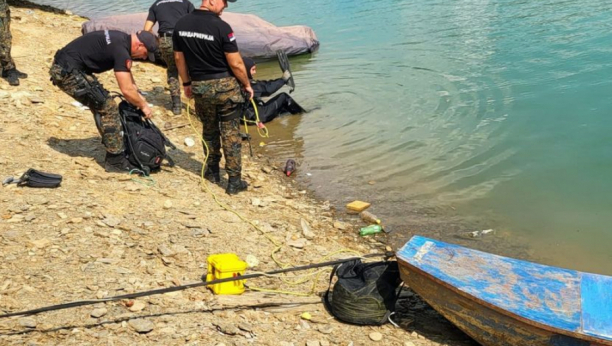 UŽASNA SCENA NA OBALI SAVE Policija pronašla telo utopljenika u Sremskoj Mitrovici