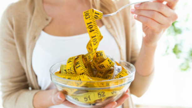 UMESTO KAFE UJUTRU SPREMITE MOĆAN SAGOREVAČ MASTI Topi kilograme, a rezultate vidite za 30 dana