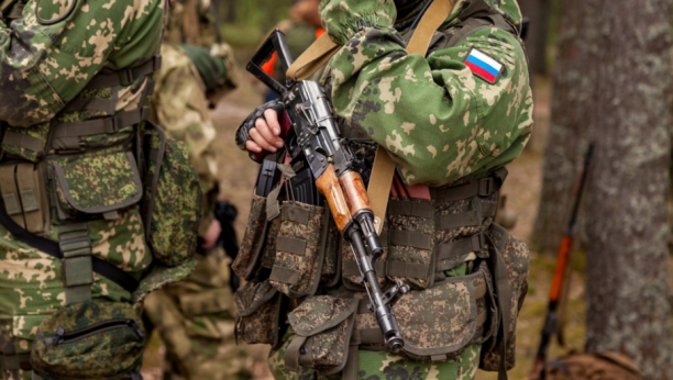 BRITANCI TVRDE Ruski vojnici masovno ginu kopajući rovove