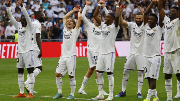 KATALONCI POLOŽILI ORUŽJE PRED KRALJEM Real u Madridu srušio Barsu u čuvenom "el klasiku"