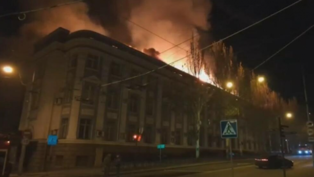 Kijev se gasi - a u Harkovu mrak!; Snimak dejstva smrtonosnog „Uragana“ u pravcu Donjecka (FOTO/VIDEO)