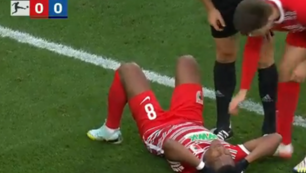 STRAŠNA SCENA U NEMAČKOJ Fudbaler se u toku meča srušio na travu i uhvatio za glavu (VIDEO)