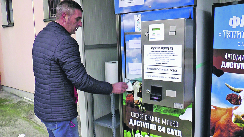 JEDNIM KLIKOM od štale do trpeze: Prvi mlekomat postavljen u centru Čačka