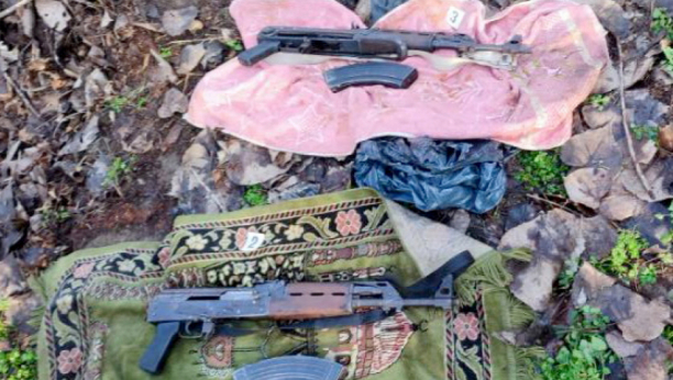 POLICIJA OTKRILA 182 MIGRANTA pronađeno i oružje