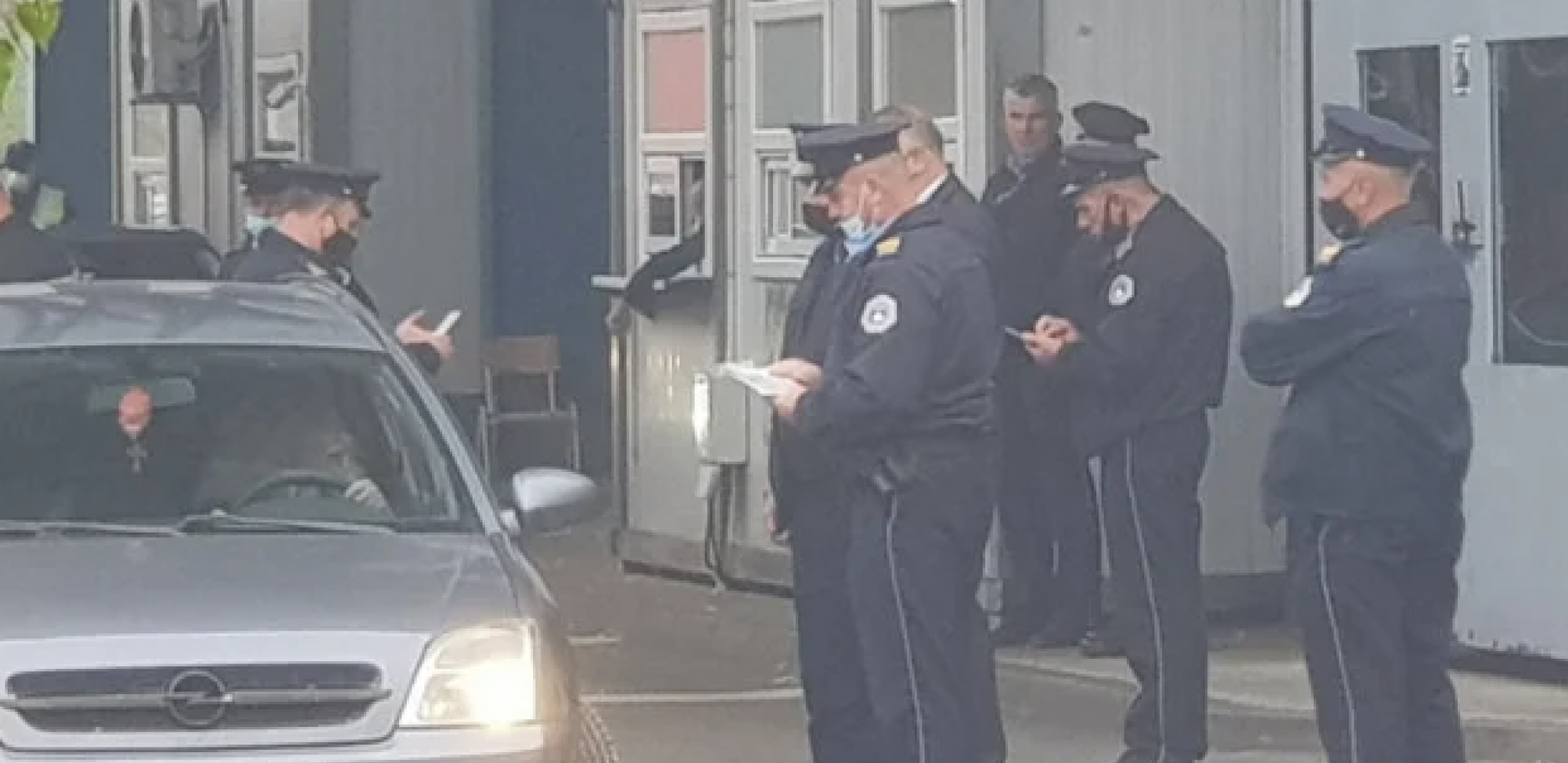 OPOMENA ZA SRBE Na Jarinju i Brnjaku tzv. kosovska policija opet preti