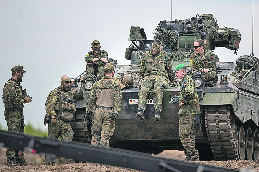 NATO PRAVI FRONT PROTIV RUSIJE? Na desetine hiljada vojnika raspoređeno na granici!