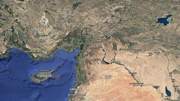 ŽESTOKA RAZARANJA U TURSKOJ Zemljotres oštetio luku i aerodrom