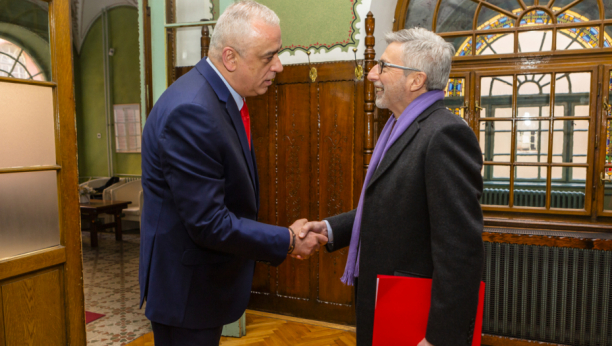 Subotica: Gradonačelnik Stevan Bakić primio ambasadora Francuske Pjera Košara (FOTO)