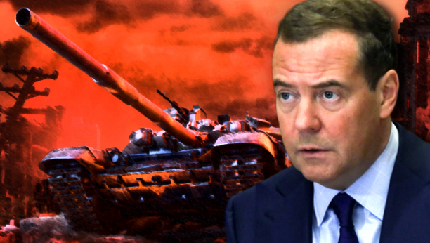 "LETEĆE RAKETE SA SPECIJALNIM BOJEVIM GLAVAMA" Medvedev: "Ukoliko bi NATO krenuo na Moskvu, ona bi bila prisiljena na nesrazmeran odgovor"