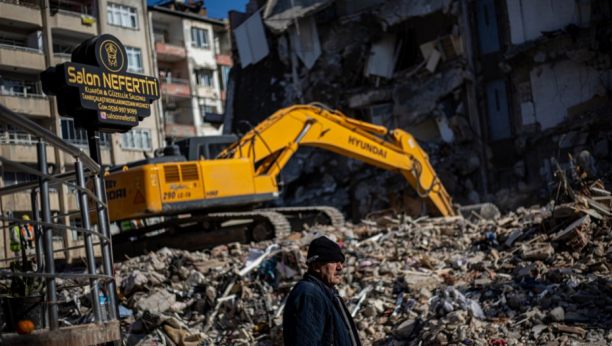 NAJVIŠE STRADALI STAMBENI OBJEKTI  Šteta od zemljotresa u Turskoj se meri milijardama dolara