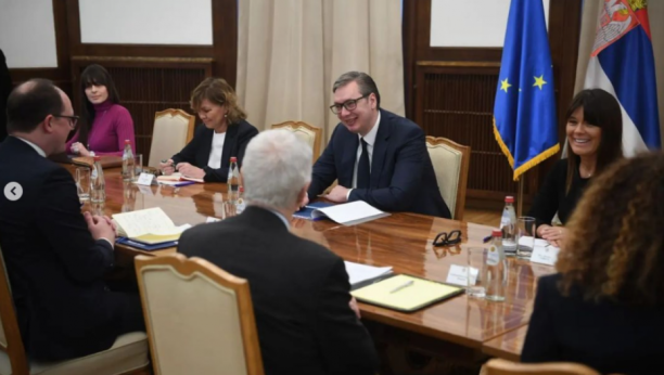 "PRAKTIČNA SARADNJA SA SAD OD OGROMNOG ZNAČAJA" Vučić razgovarao sa delegacijom Atlantskog saveta