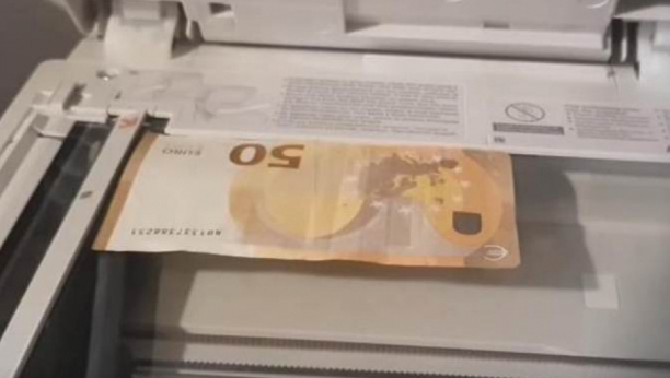 NE RADITE OVO KOD KUĆE Probao je da kopira novčanicu od 50 evra i ostao zbunjen