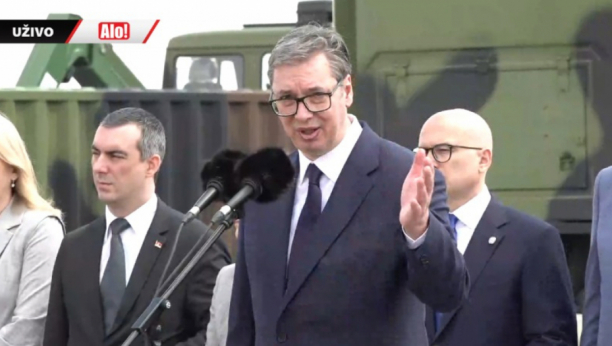 PA SRAM TE BRE BILO! Vučić o skandaloznoj izjavi Petera Stana (VIDEO)