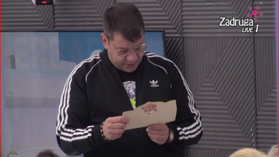 Ivan čita pismo  