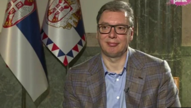 "SRBIJA NIKADA NE SME DA STANE. SRBIJA MORA DA IDE NAPRED, DA SE BORI" Vučić se obratio iz predsedništva