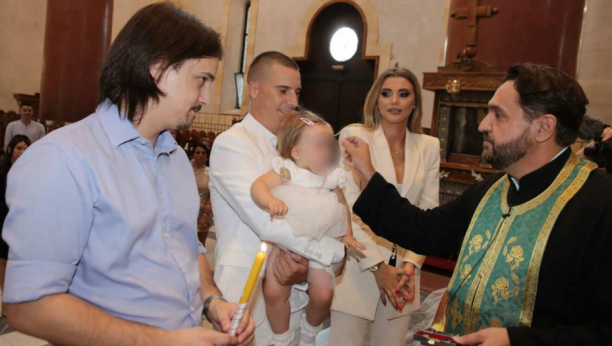 Milan Mitrović krstio ćerku