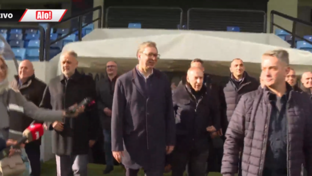 Vučić u poseti Loznici, obilazi stadion "Lagator"